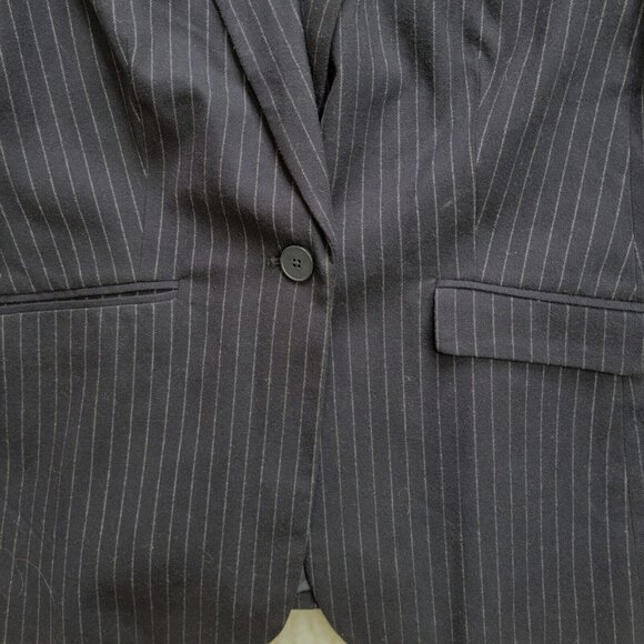 Liz Claiborne‎ Blazer Sportcoat Womens Size 10 Blue Pinstriped Blended Materials - Picture 3 of 10